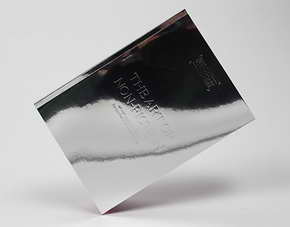 Ведомости: получение банковских и сим-карт иностранными гражданами могут упростить