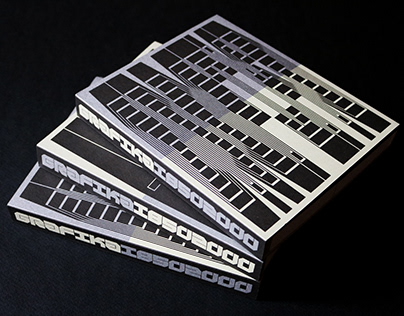 В Дубровке открылась выставка фоторабот Костаса Асимиса